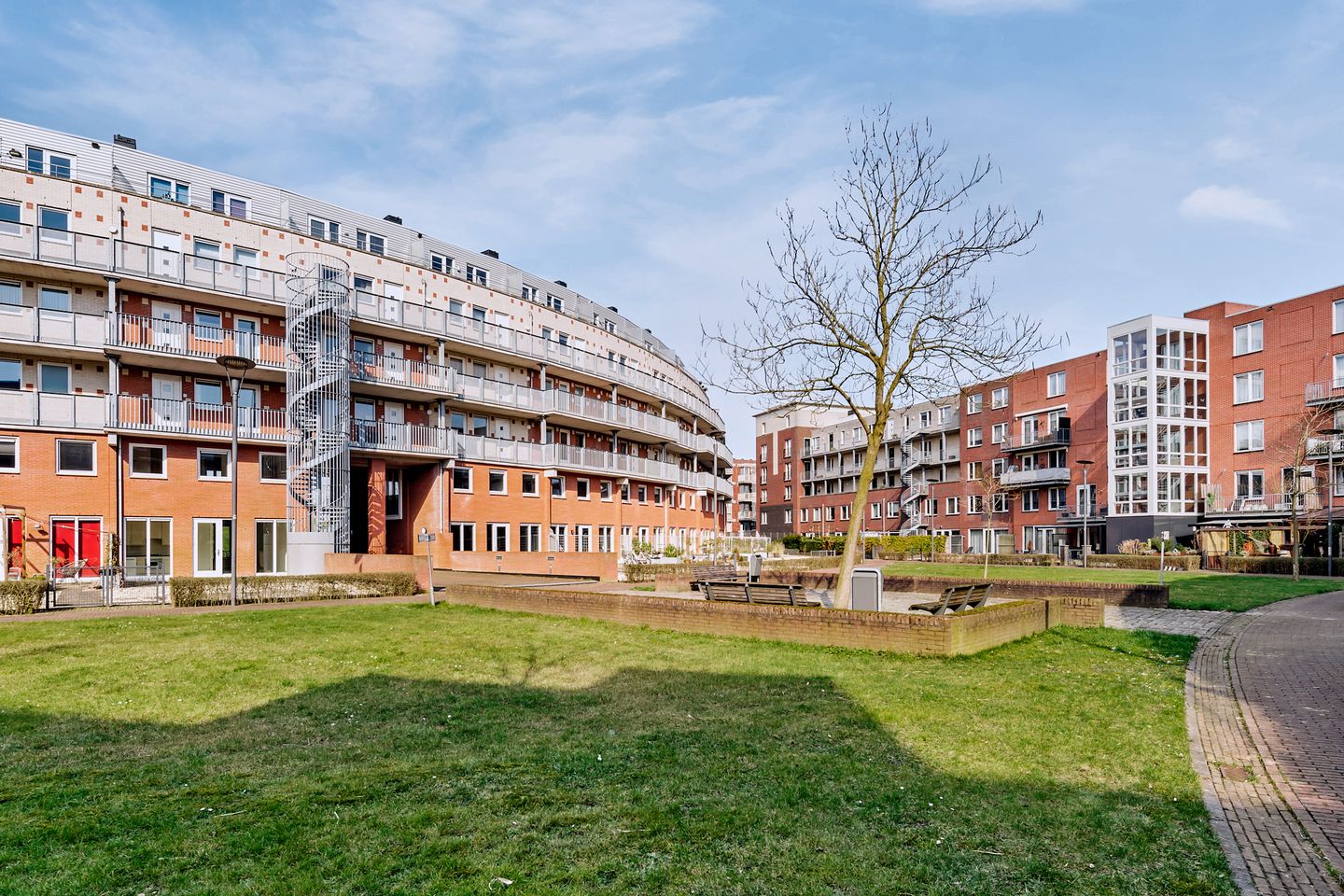 Foto 4 van Kanaalboulevard 42