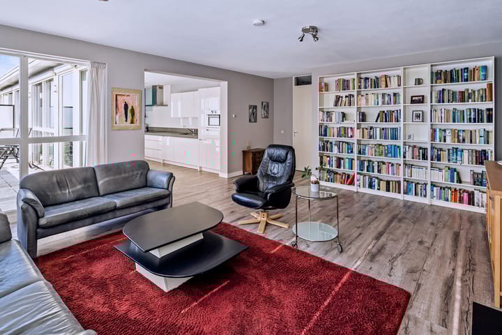 Foto 7 van Kanaalboulevard 42