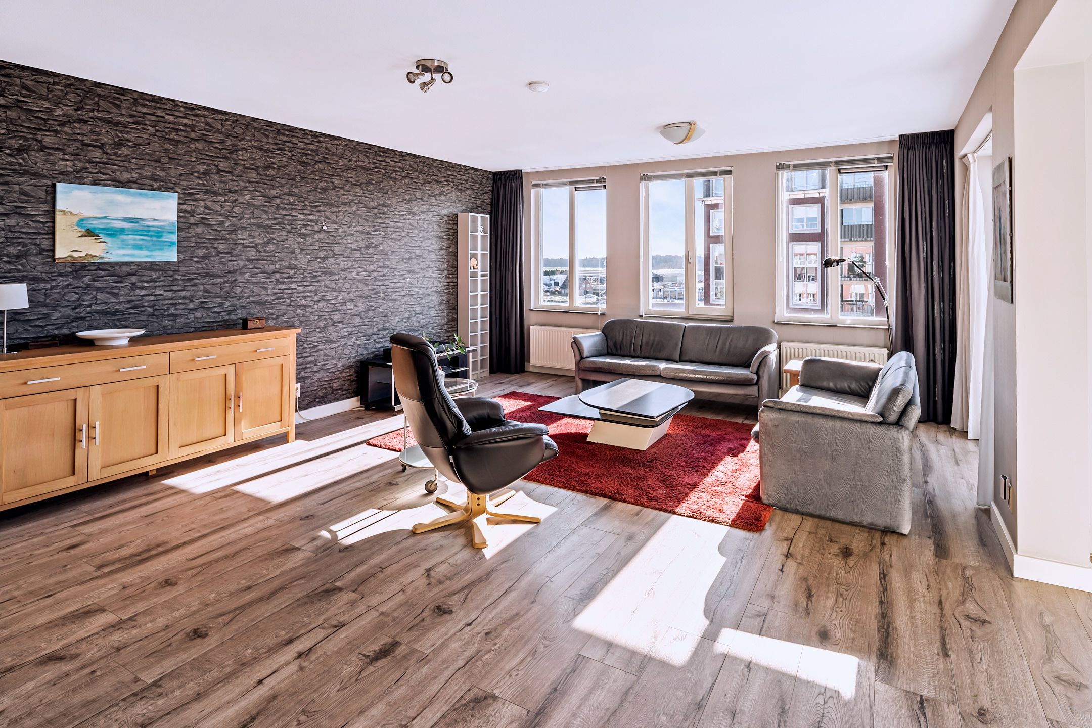 Foto 9 van Kanaalboulevard 42