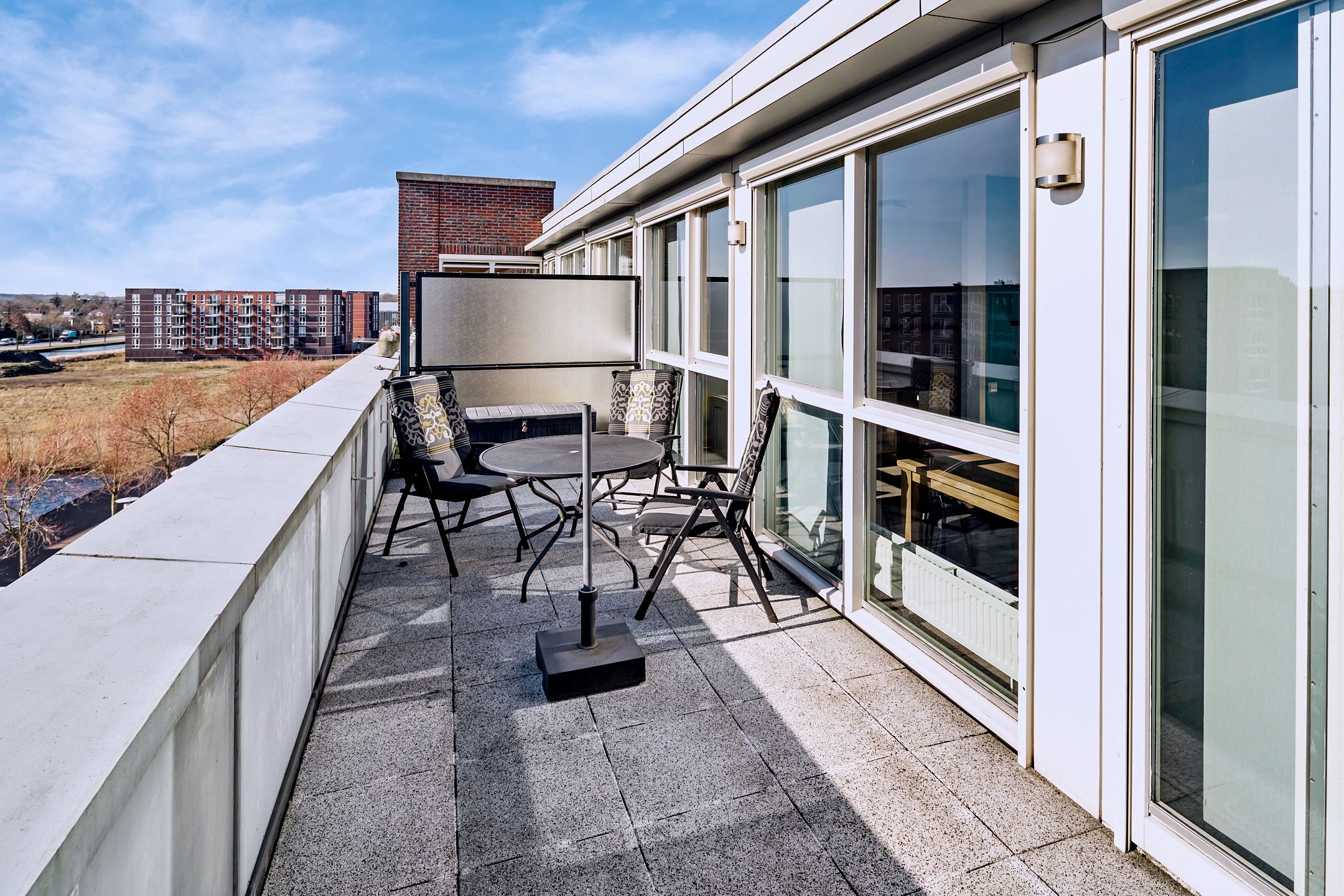 Foto 15 van Kanaalboulevard 42