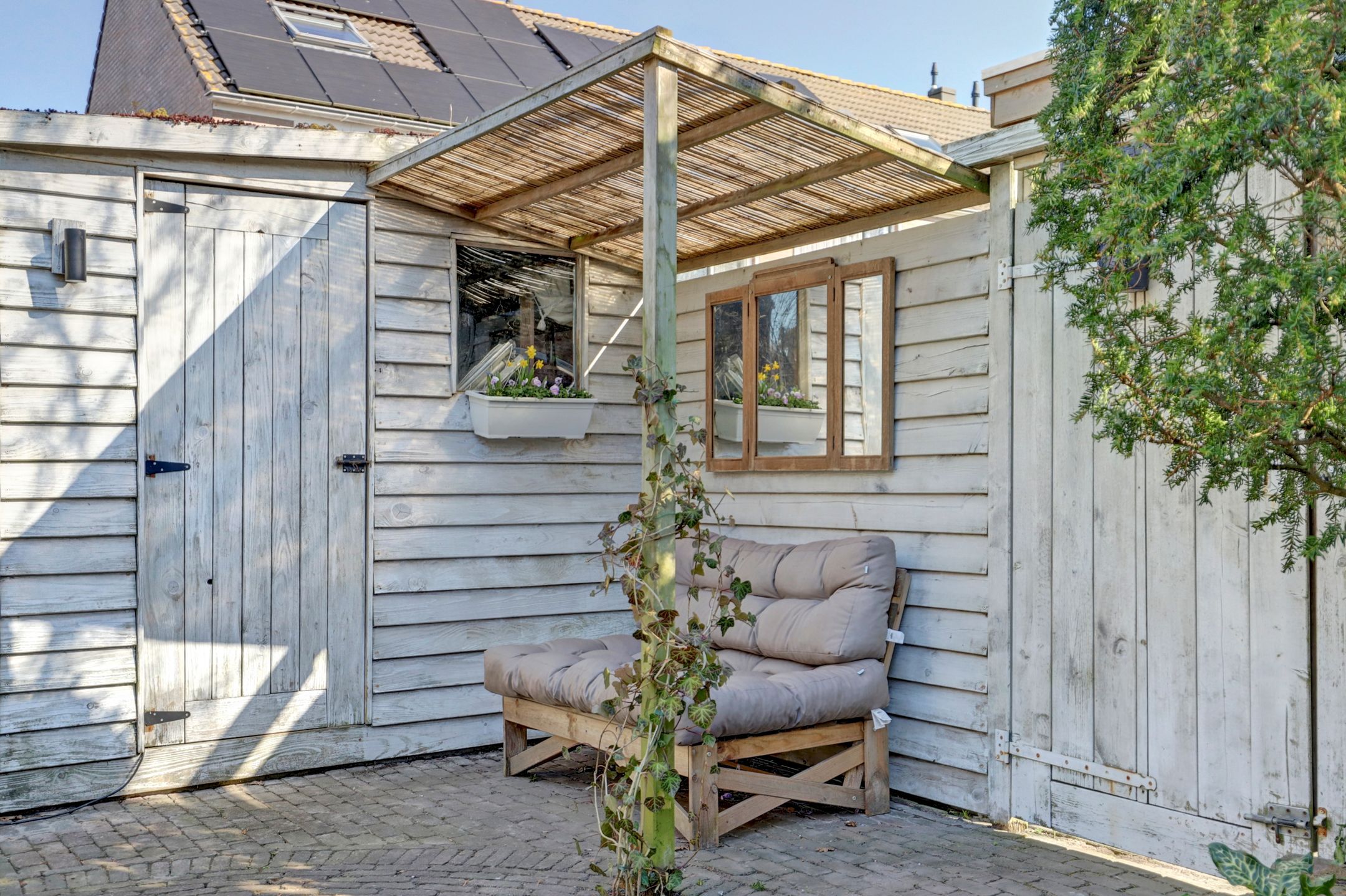 Foto 27 van Schouwenbank 82