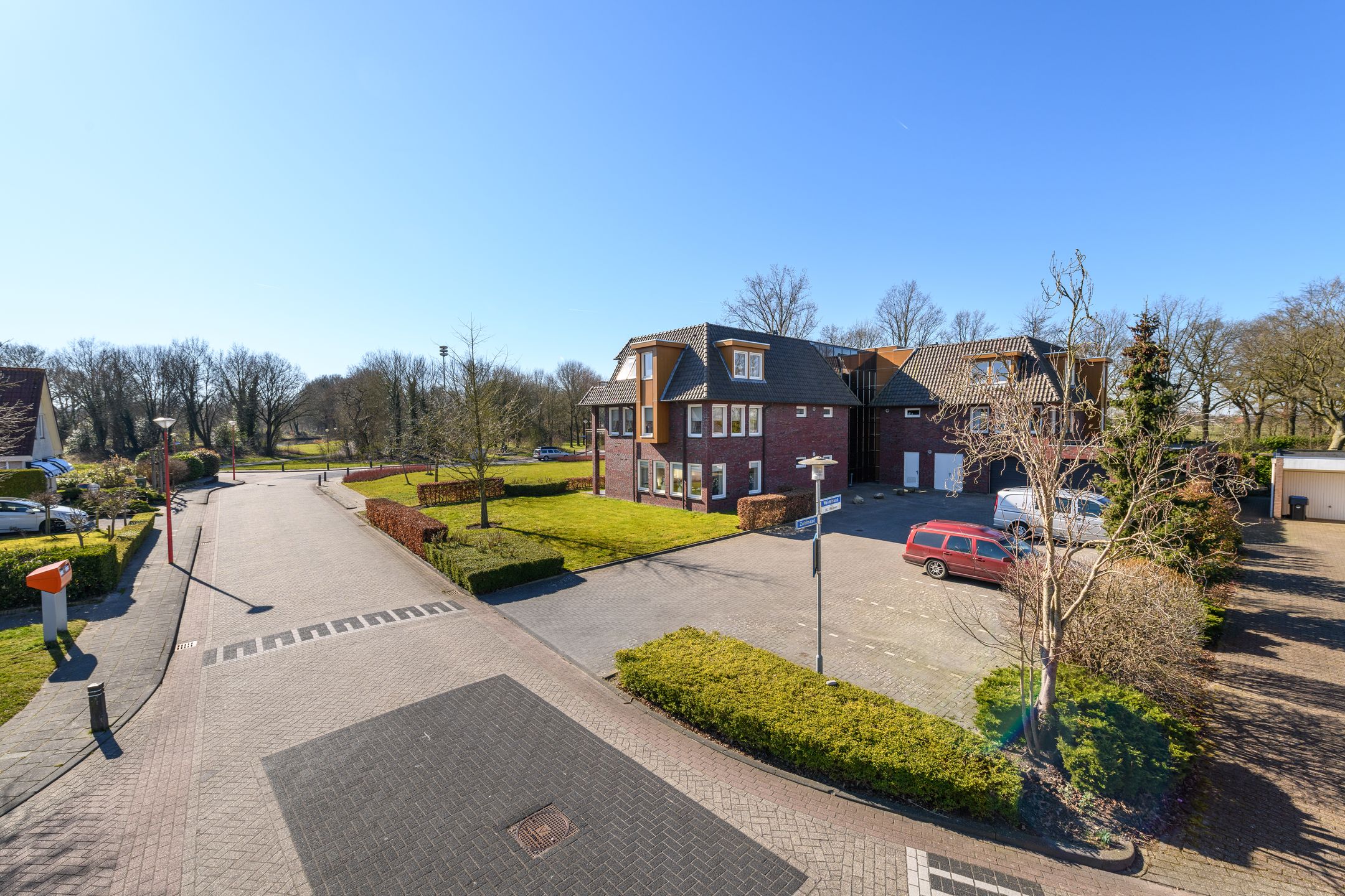 Foto 6 van Weidemaad 142