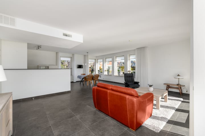 Foto 8 van Weidemaad 142