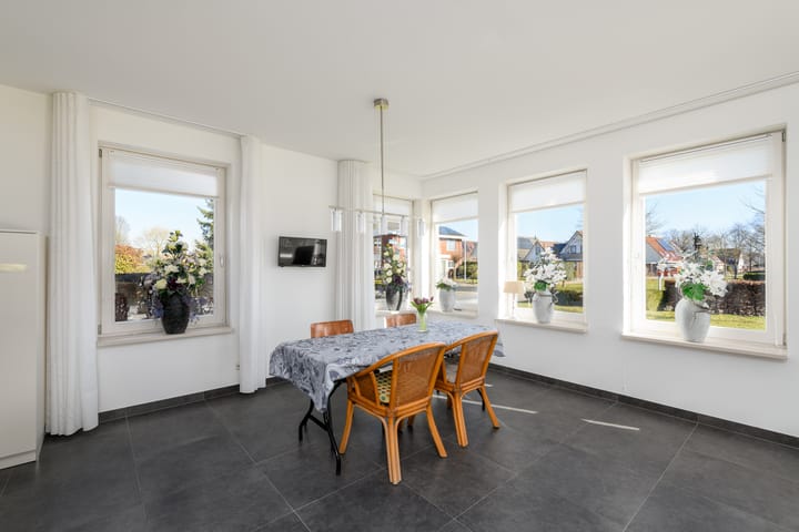 Foto 14 van Weidemaad 142