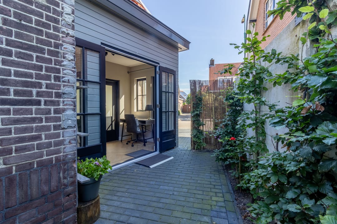 Foto 16 van Sparrenlaan 1