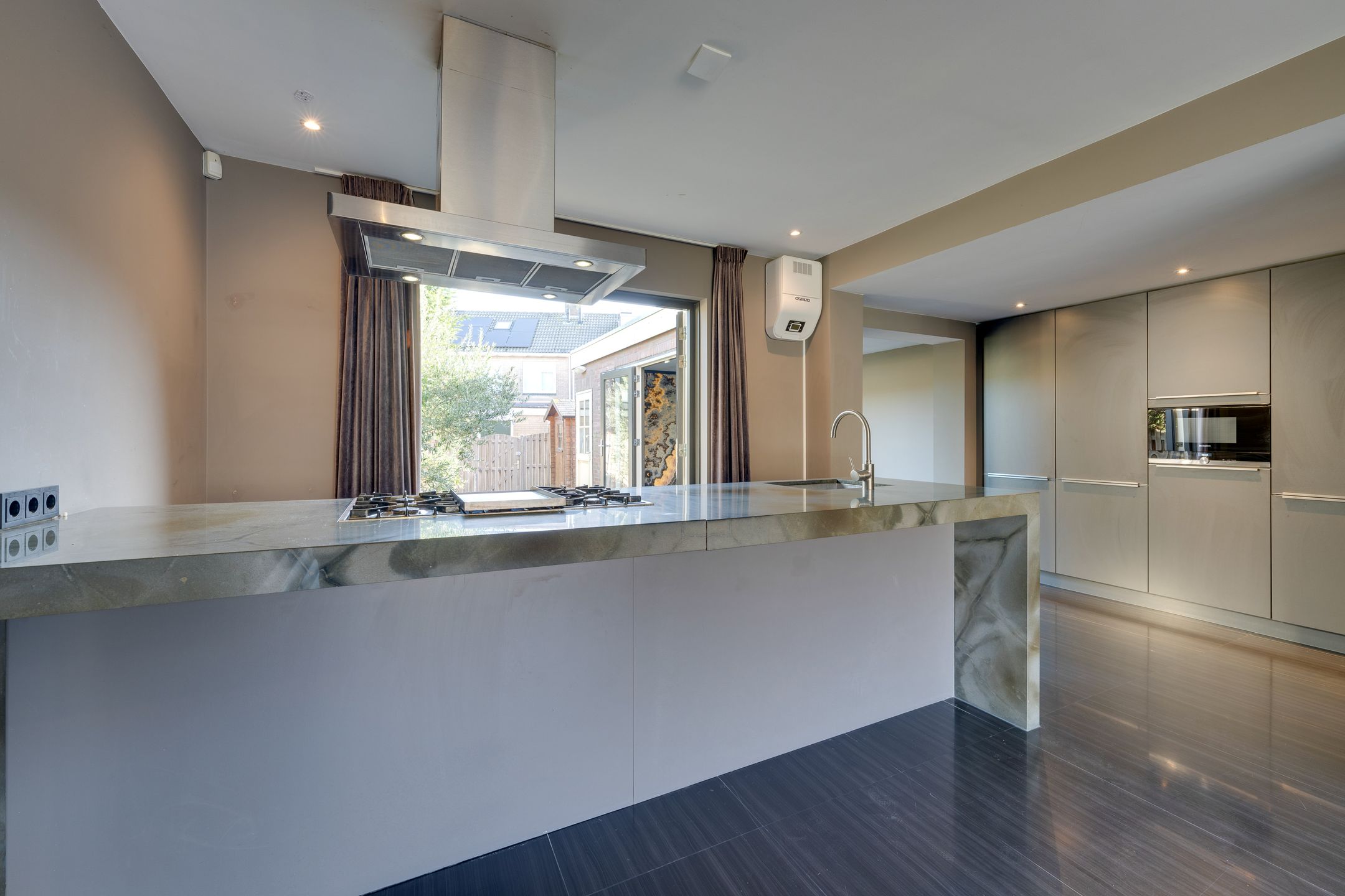 Foto 9 van Merelstraat 4