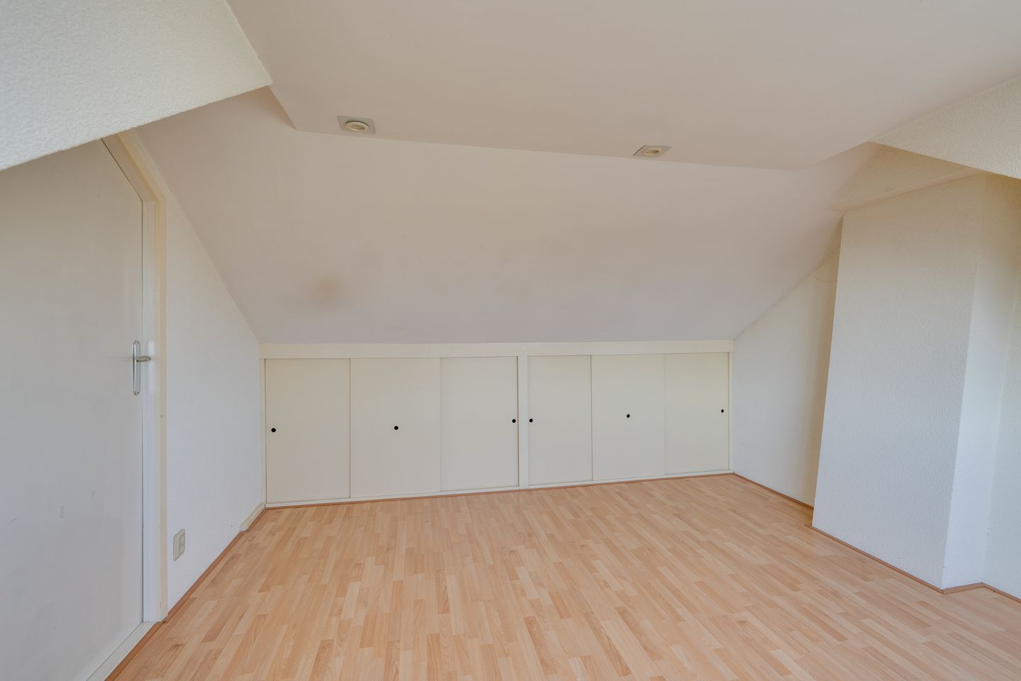 Foto 40 van Merelstraat 4