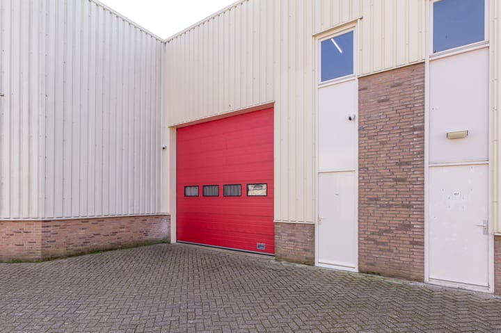 Foto 2 van Ambachtsweg 10-U