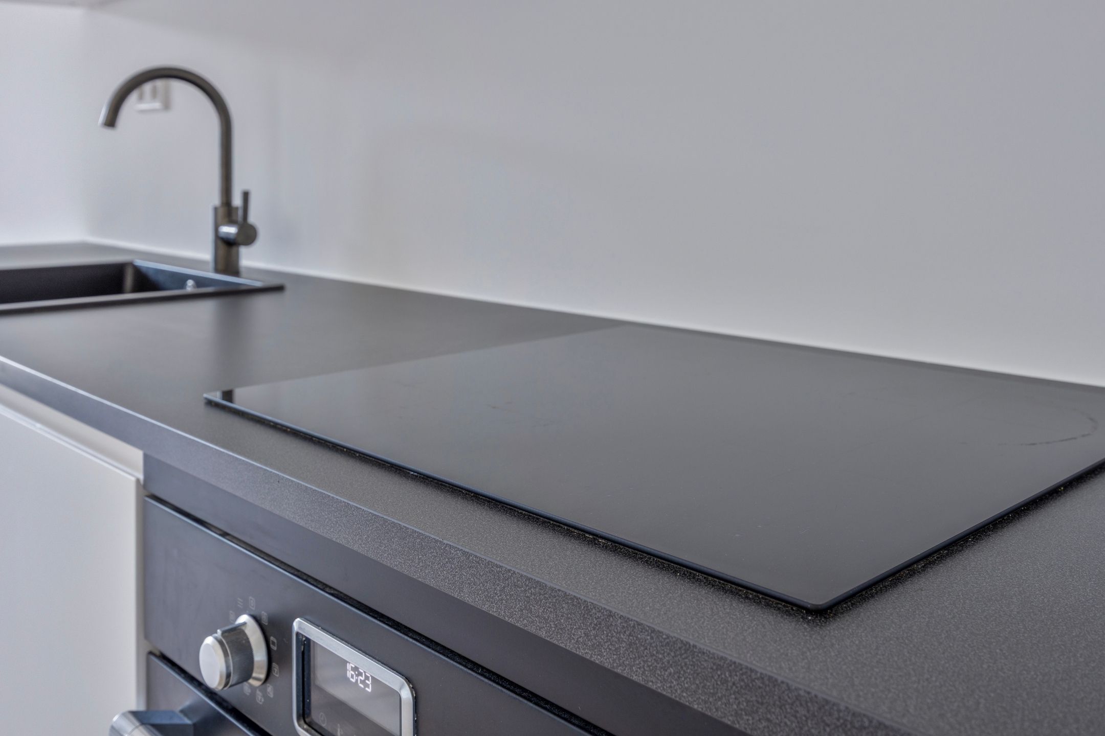 Foto 18 van Bredaseweg 38