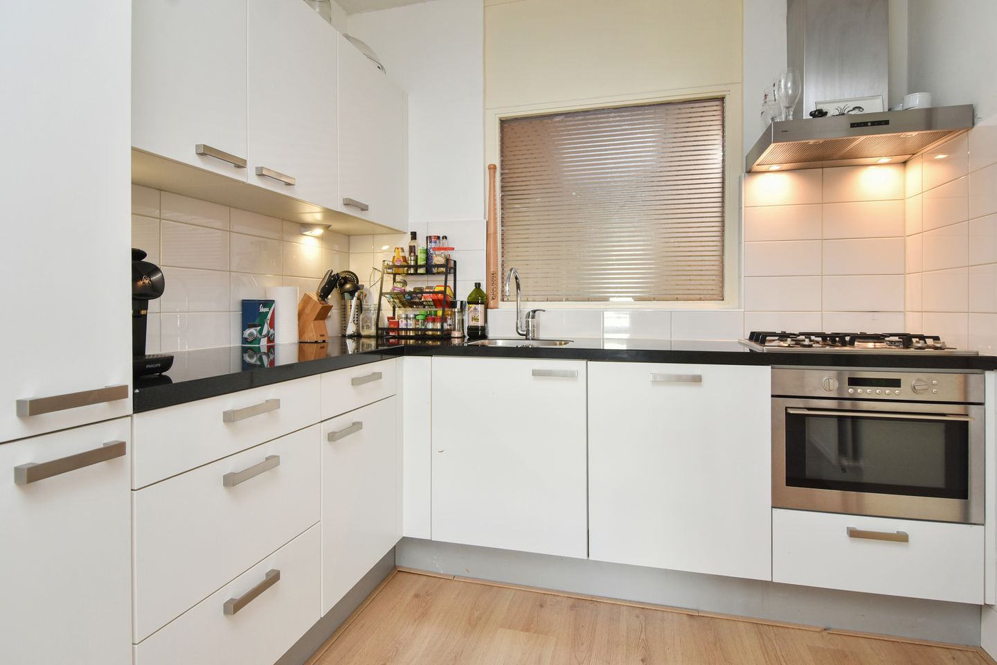 Foto 19 van Passage 136