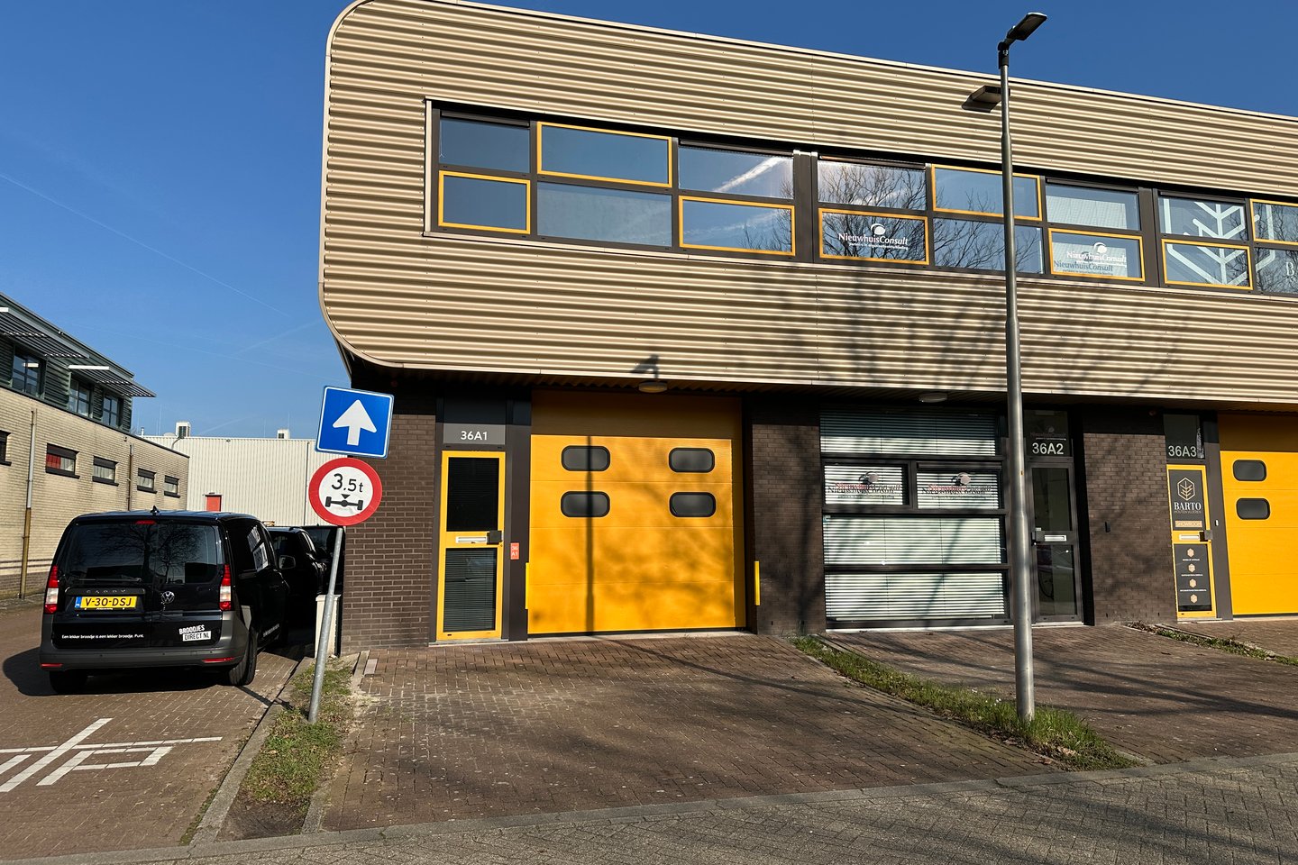 View photo 1 of A. van Leeuwenhoekweg 36-A1