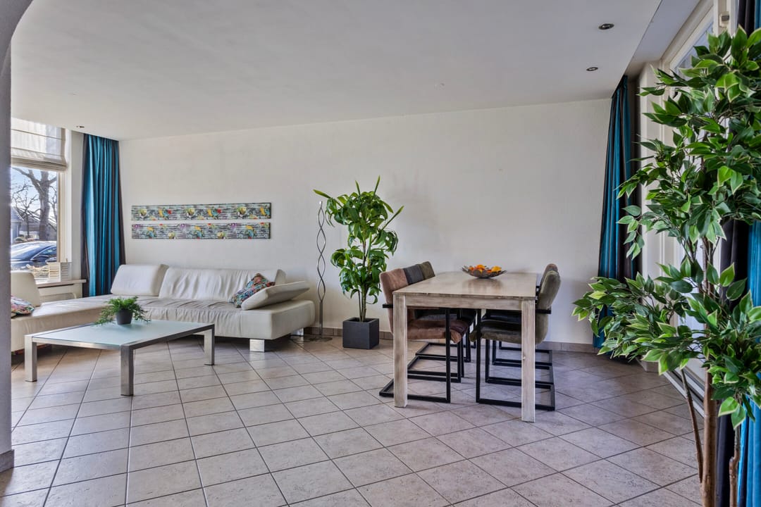 Foto 11 van Mahoniehoutstraat 8