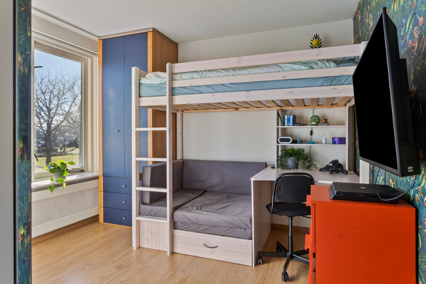 Foto 25 van Mahoniehoutstraat 8