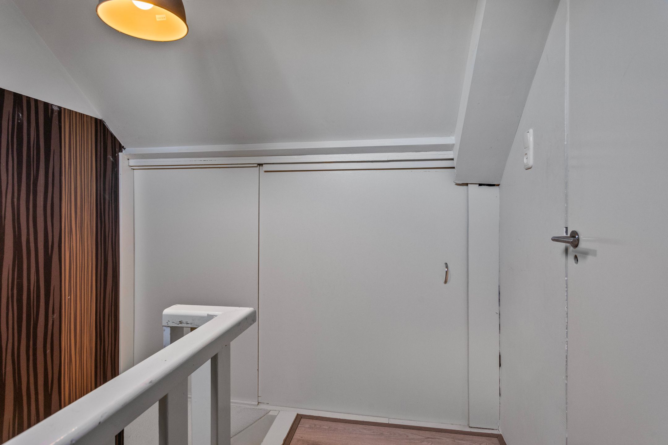 Foto 33 van Mahoniehoutstraat 8