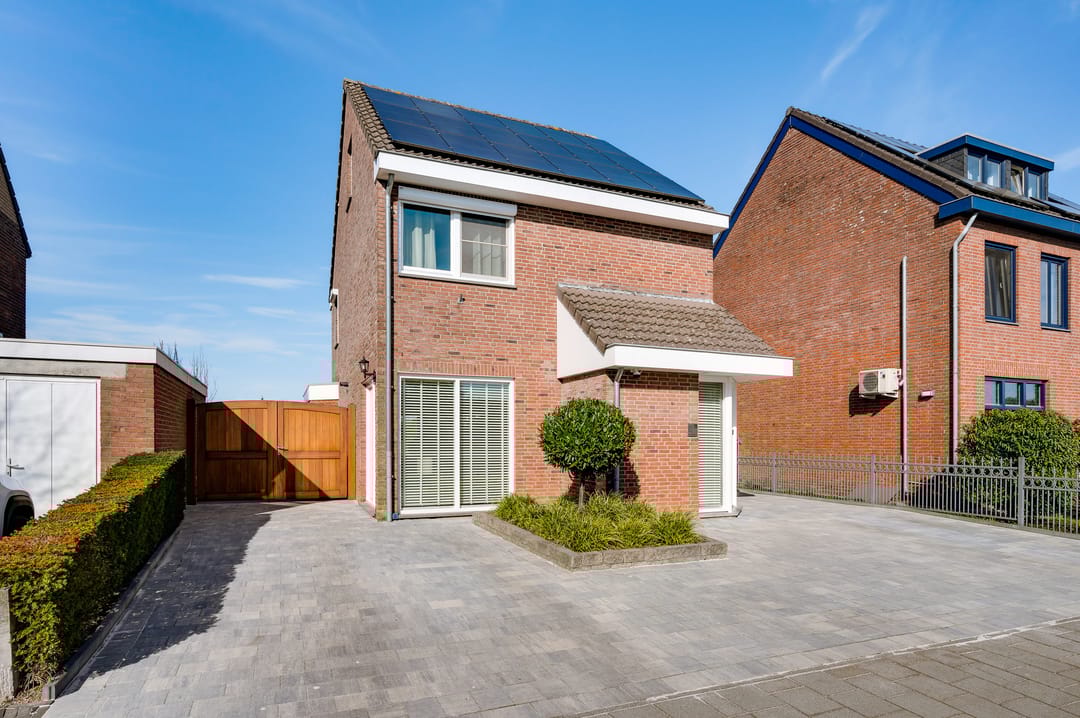 Photo 1 of Burgemeester Visschersstraat 29