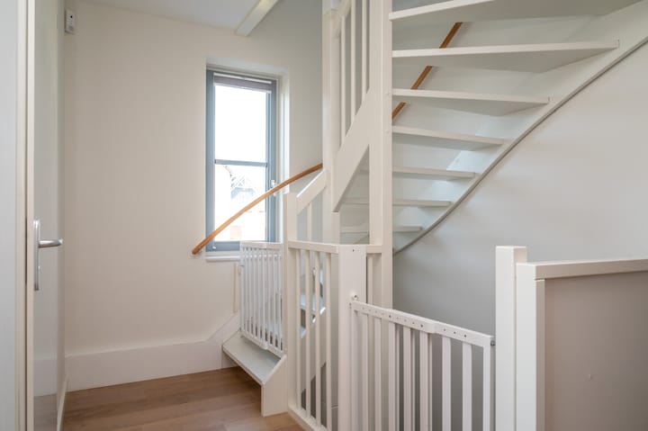 Foto 36 van Simon Carmiggeltstraat 102