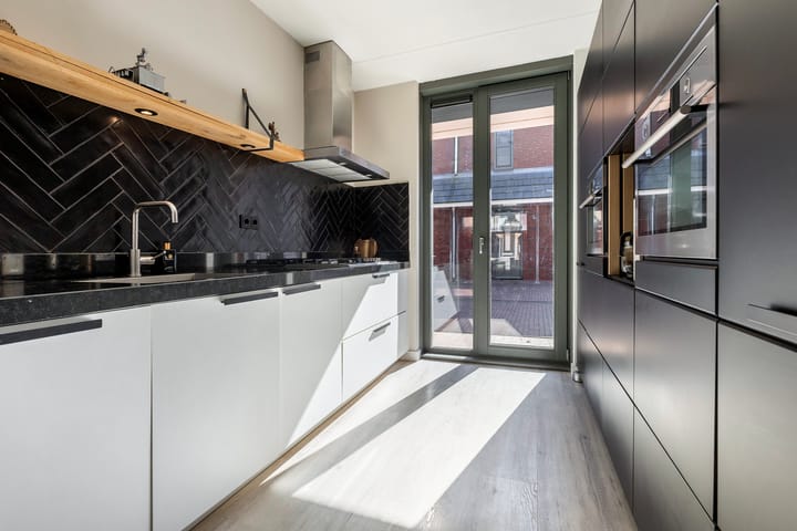 Photo 17 of Rosariumstraat 19