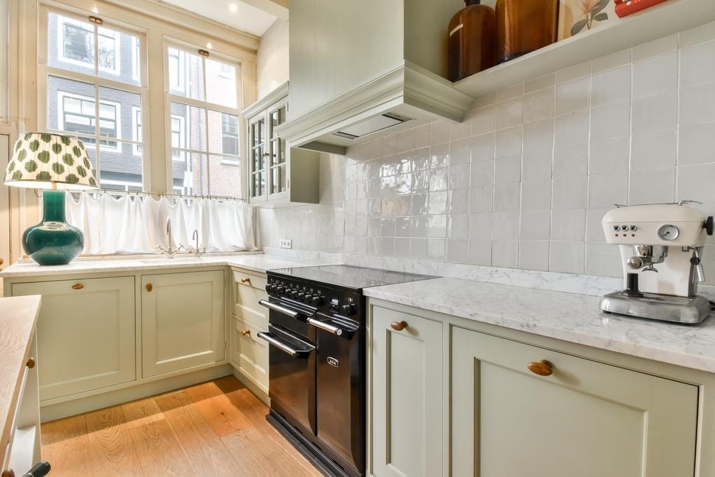 Foto 9 van Utrechtsedwarsstraat 4