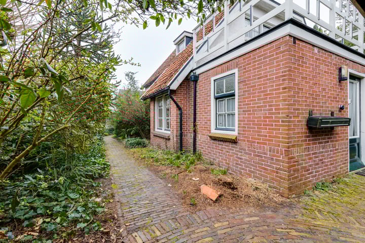 Foto 41 van Generaal Berenschotweg 47