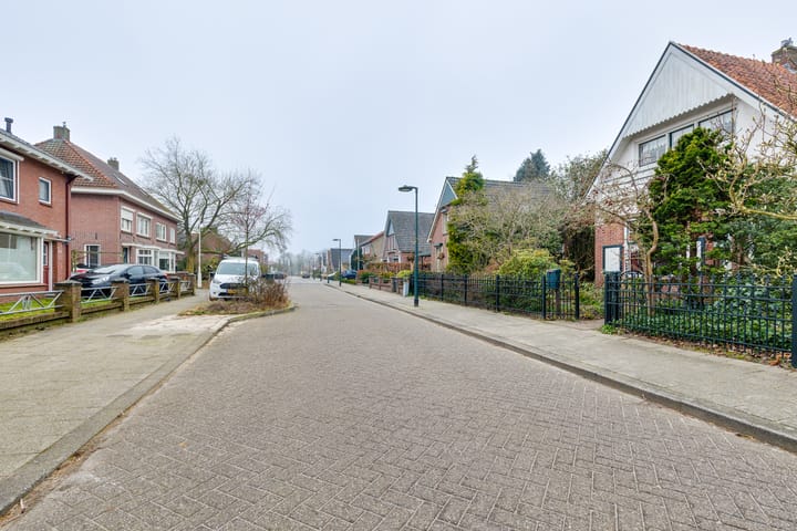 Foto 51 van Generaal Berenschotweg 47