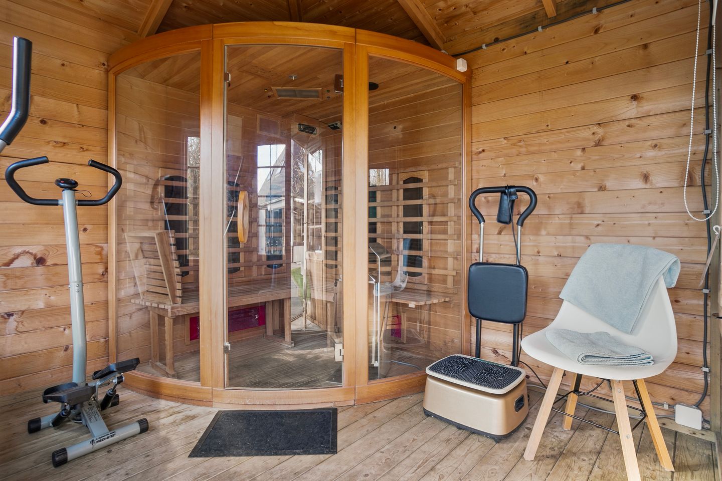 Foto 4 van Buurtweg 97