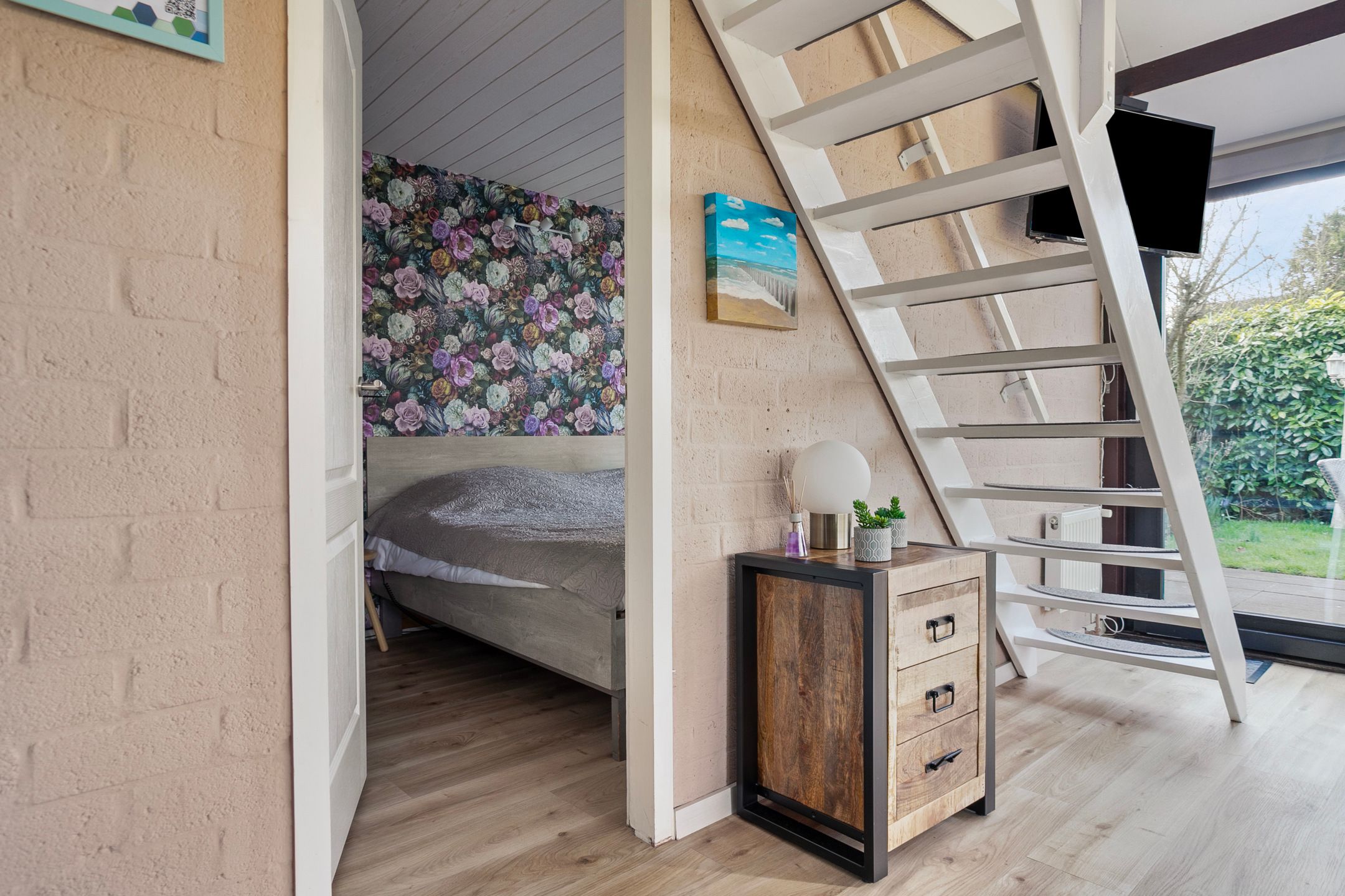 Foto 15 van Buurtweg 97