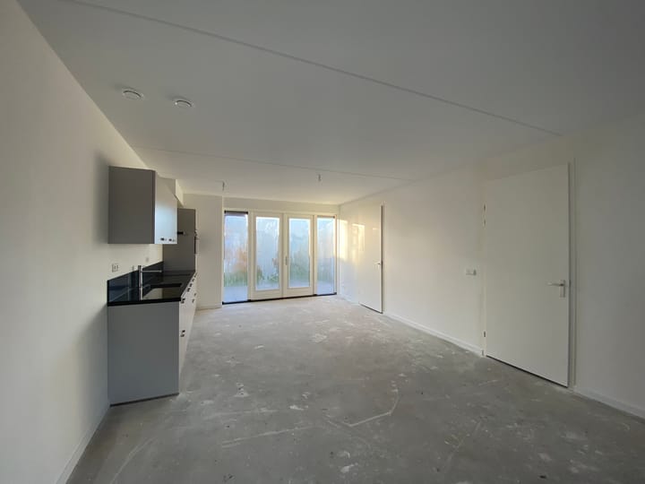 Foto 2 van Red Naomistraat 1