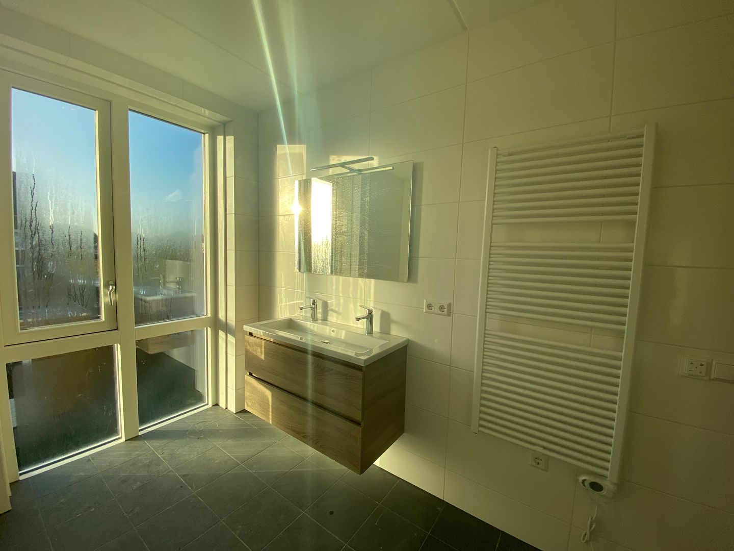 Foto 10 van Red Naomistraat 1