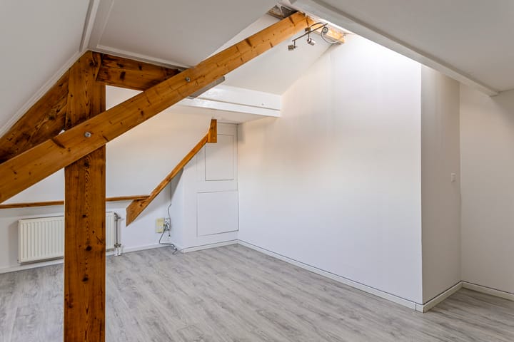 Photo 11 of Vlietlaan 44-B2