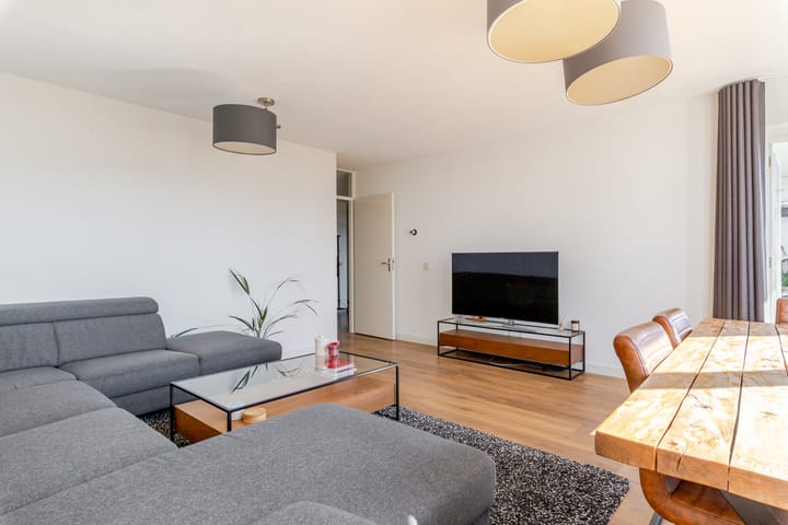 Foto 11 van Messiaenplantsoen 82