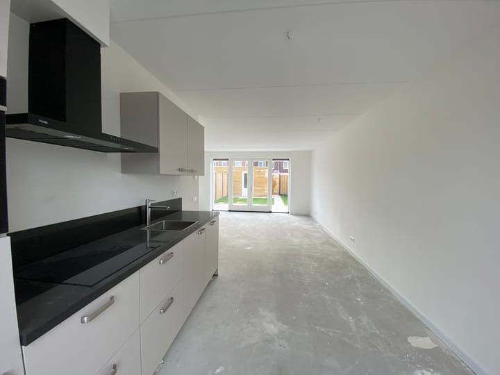 Foto 5 van Red Naomistraat 4