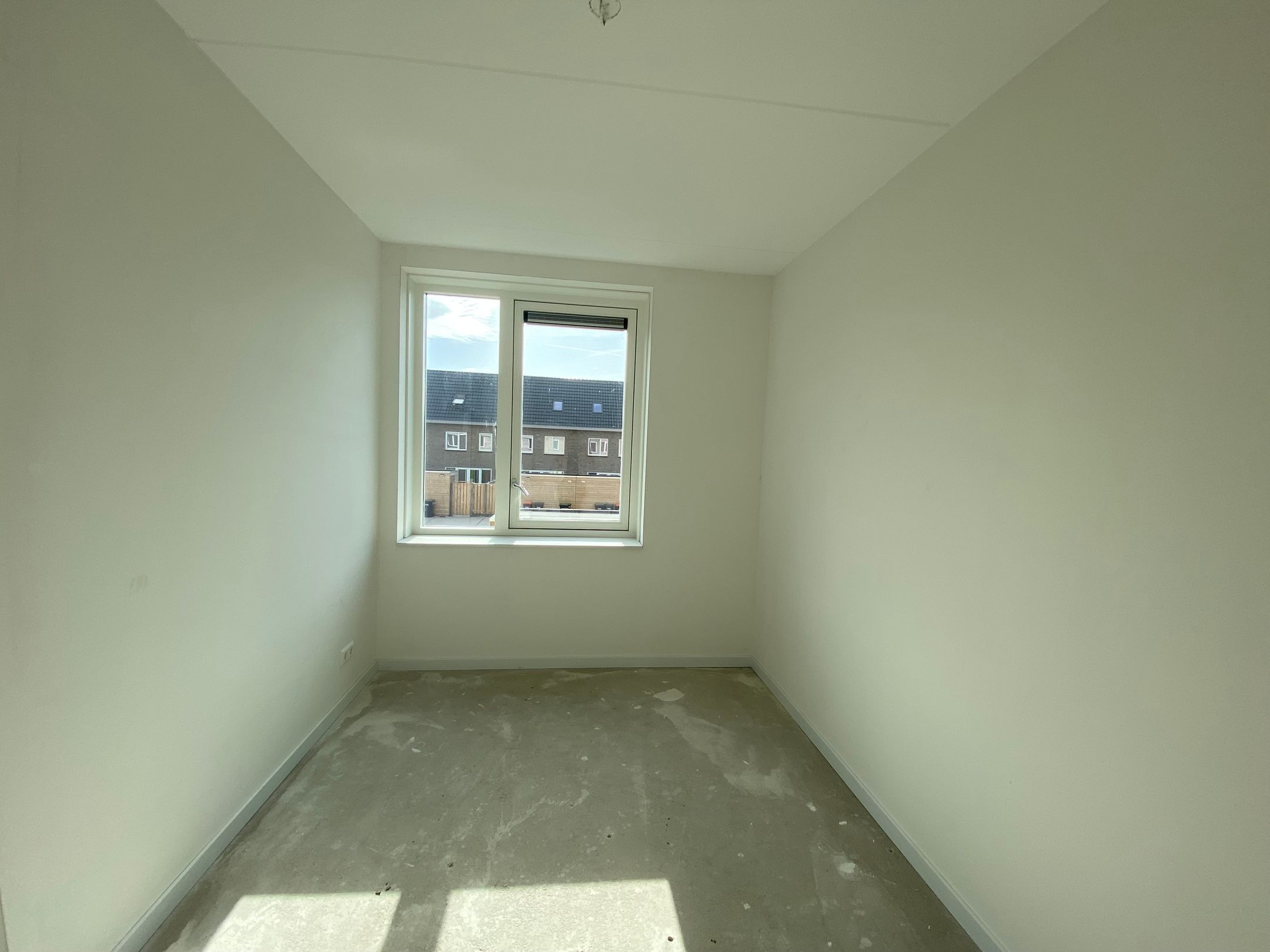 Photo 12 of Red Naomistraat 9