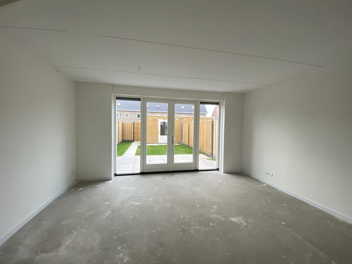 Photo 4 of Red Naomistraat 10