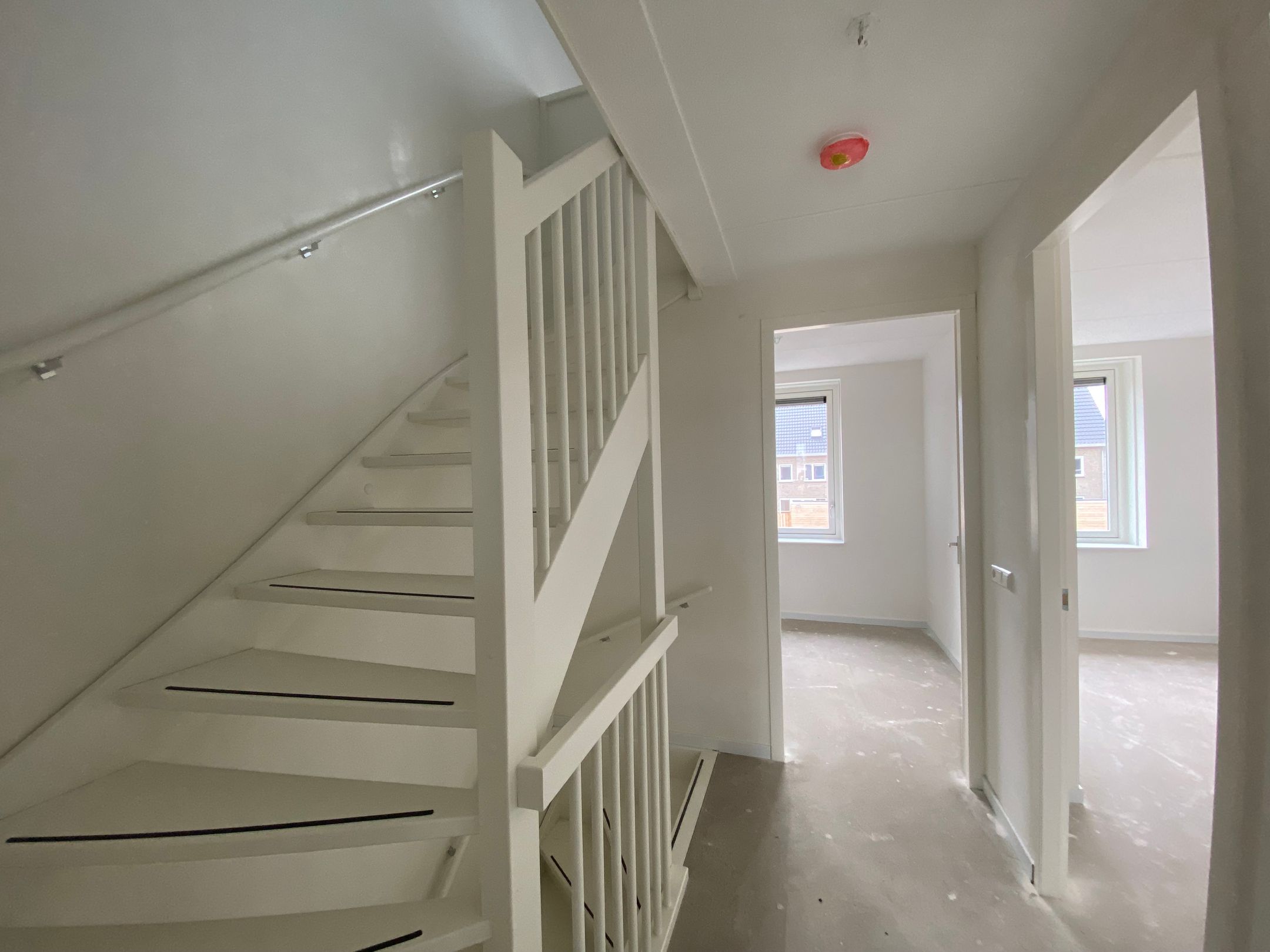 Foto 15 van Red Naomistraat 10