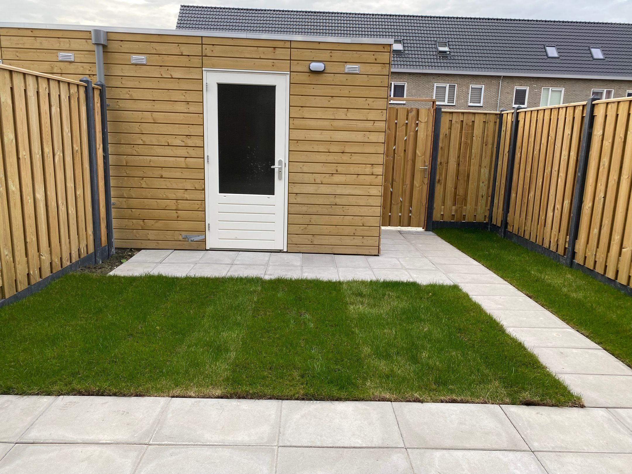 Photo 18 of Red Naomistraat 13