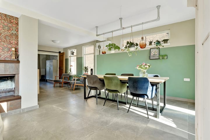 Photo 9 of Diederik van Altenastraat 12