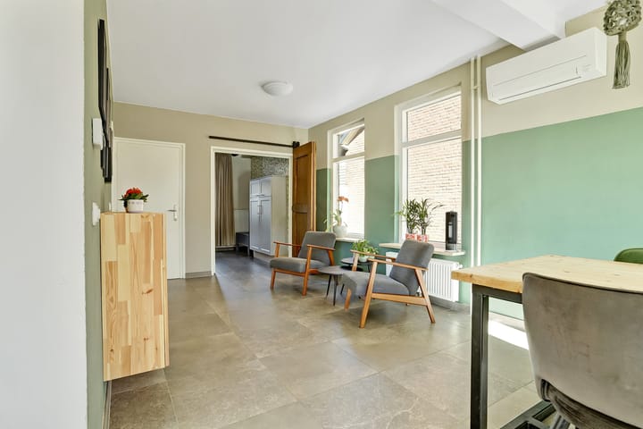 Photo 12 of Diederik van Altenastraat 12