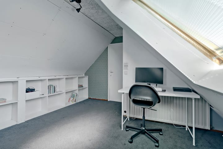 Photo 39 of Diederik van Altenastraat 12