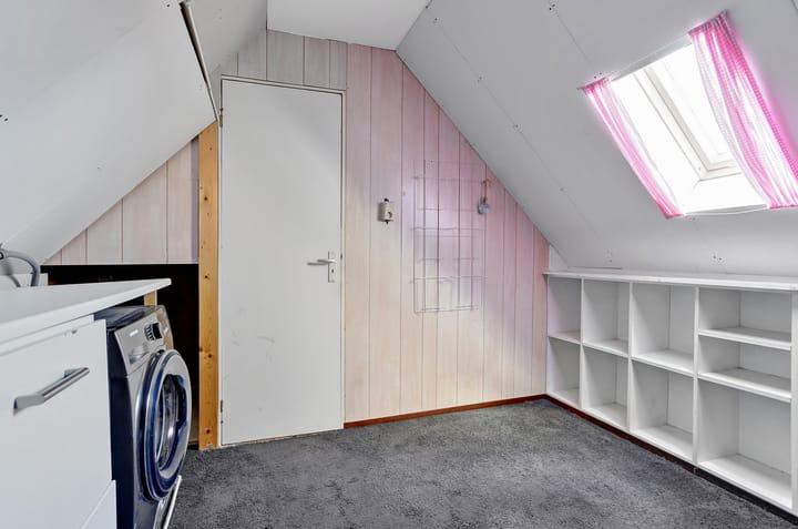 Photo 41 of Diederik van Altenastraat 12