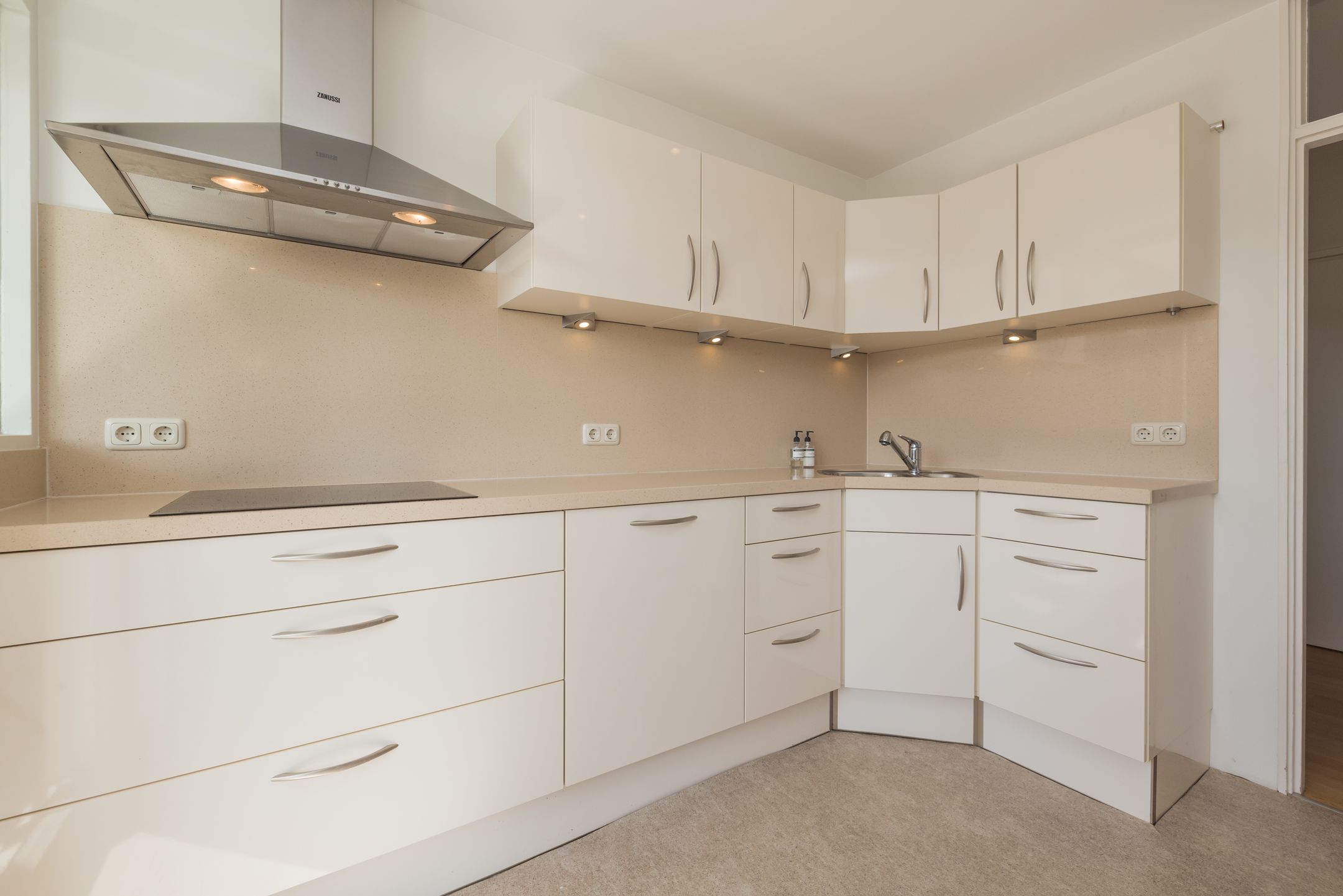 Foto 12 van Beeklaan 134