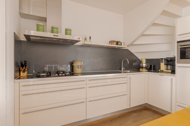 Foto 18 van Oudgenoegstraat 6