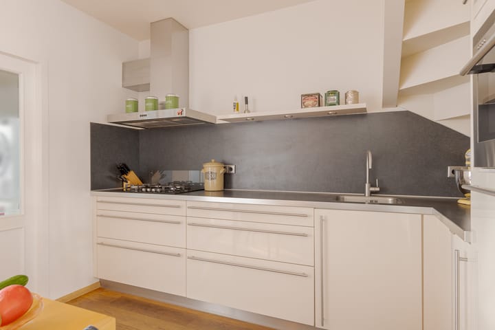 Foto 20 van Oudgenoegstraat 6