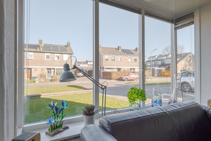 Foto 23 van Oudgenoegstraat 6