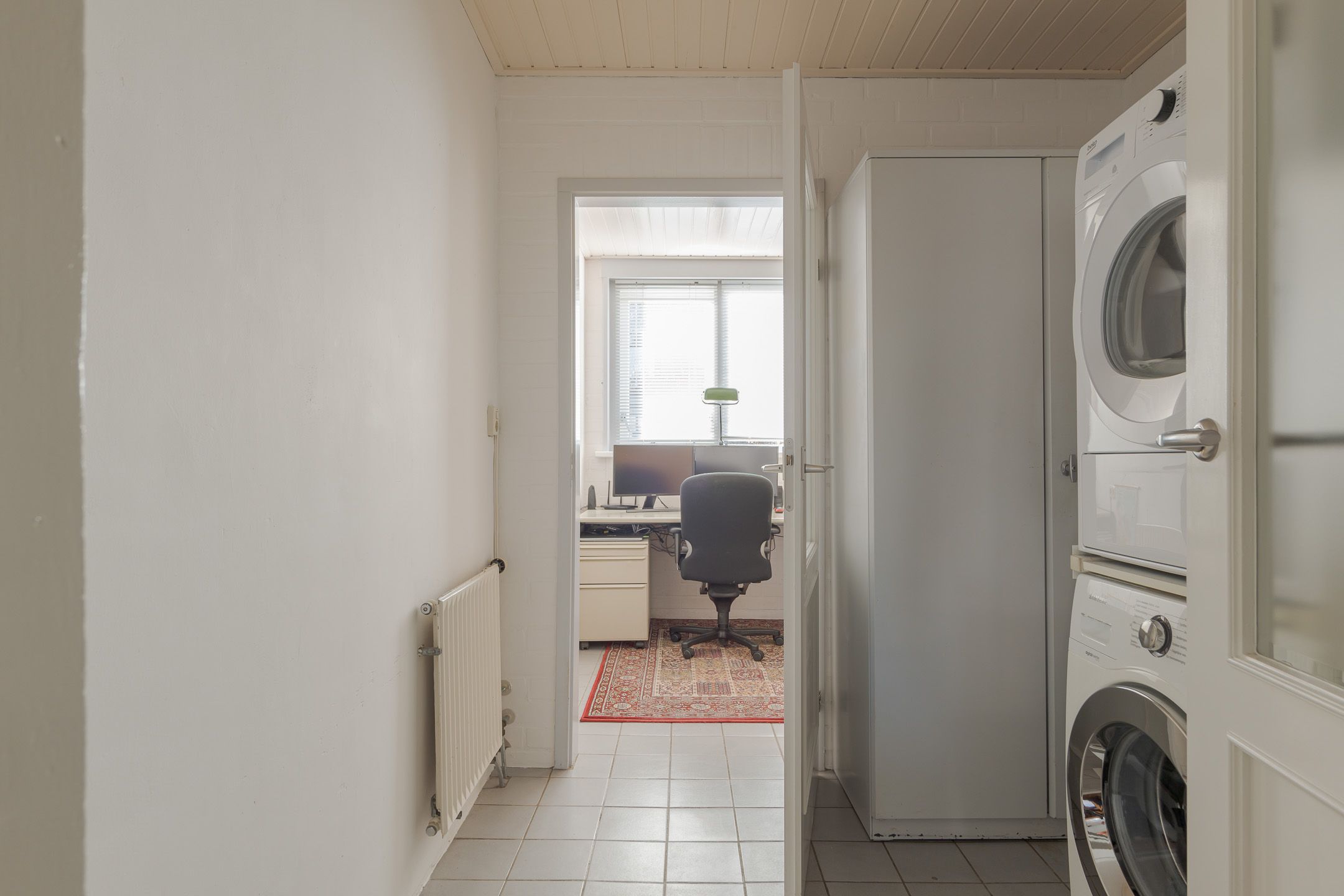 Photo 24 of Oudgenoegstraat 6