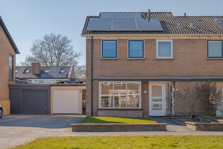 Foto 48 van Oudgenoegstraat 6