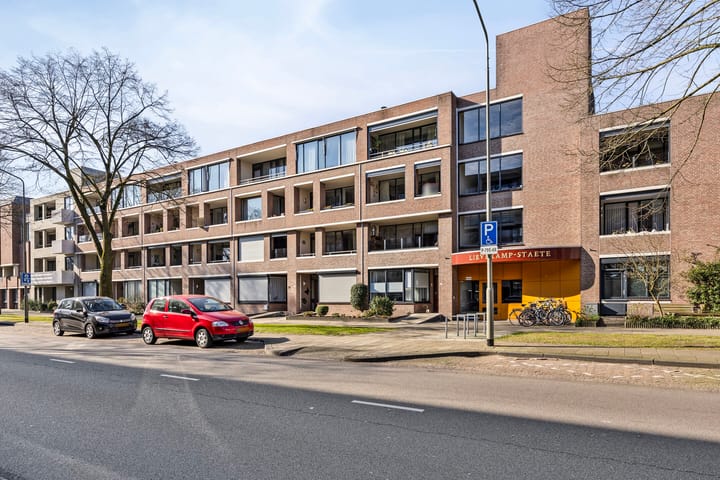 Foto 28 van Lievekamplaan 48