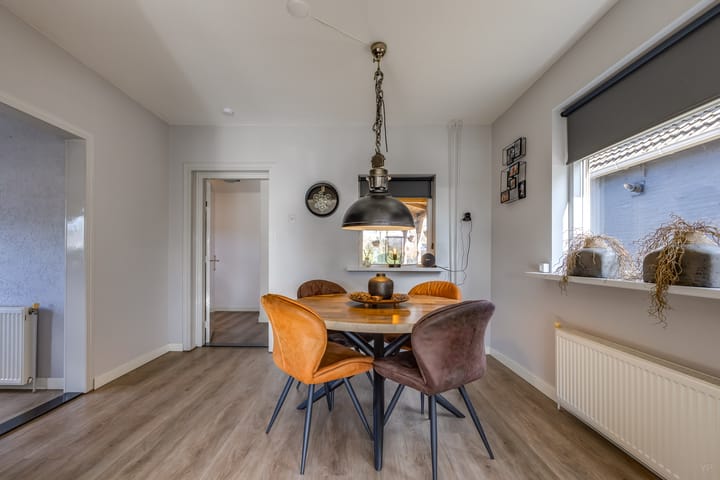 Foto 10 van Marktstraat 18