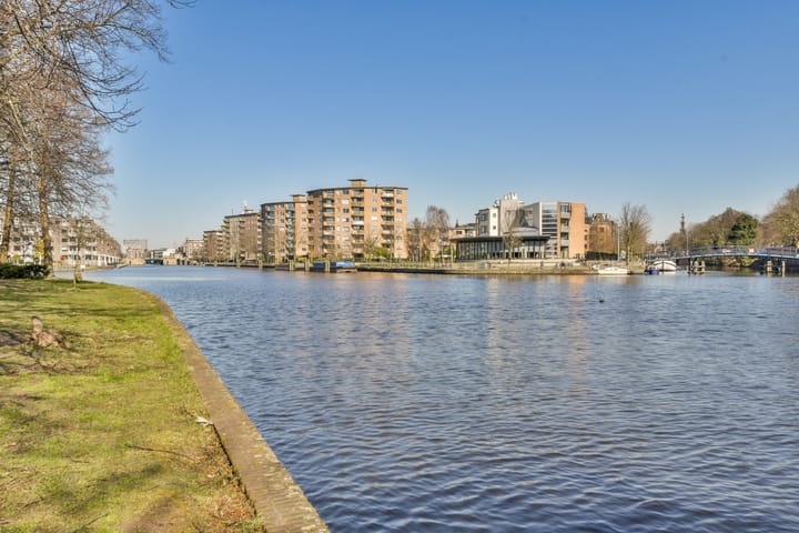 Photo 22 of Geuzenstraat 38-1