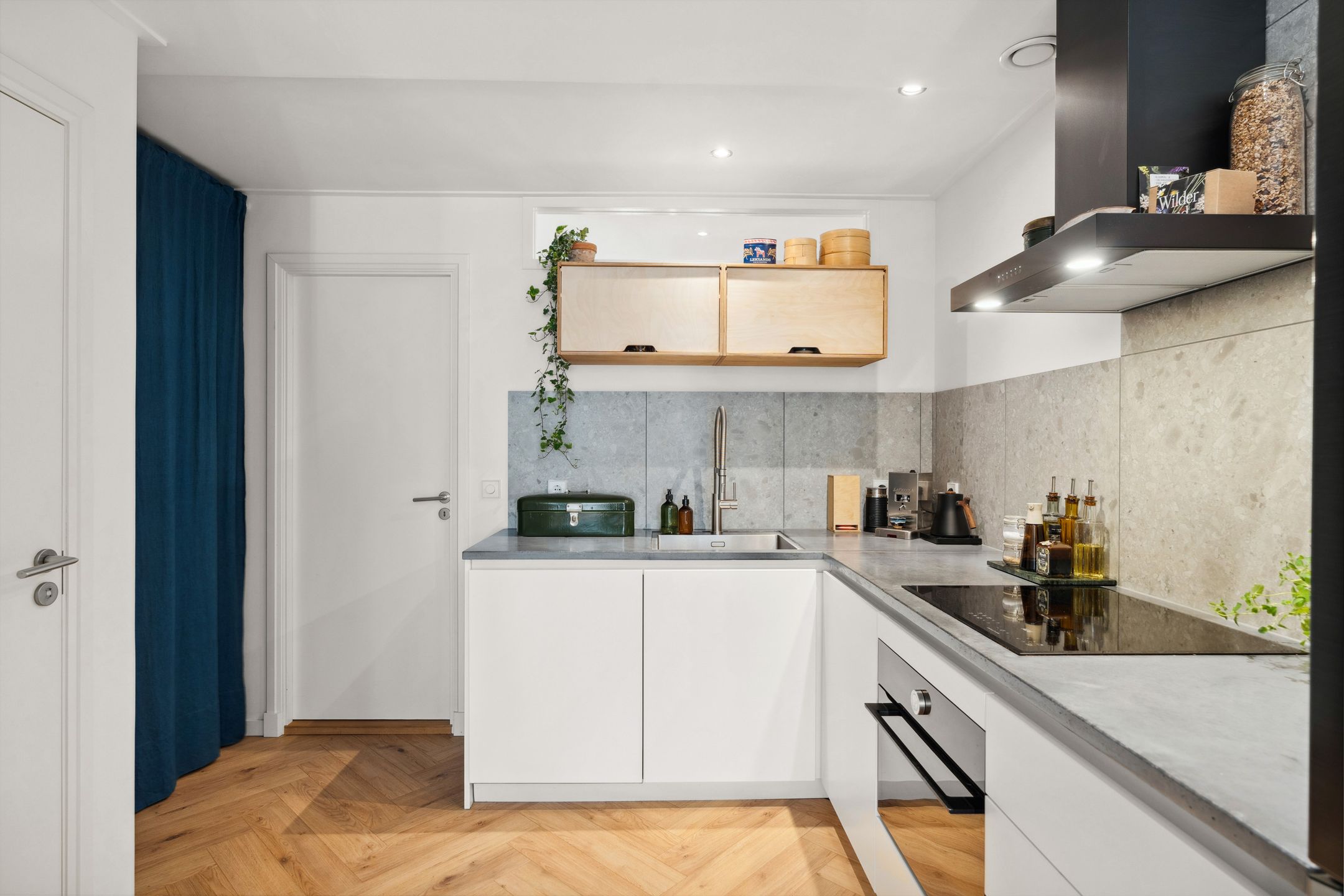 Foto 12 van Van Hogendorpstraat 114-1