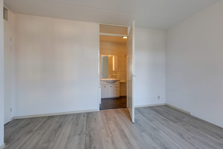 Foto 15 van Bezembinder 18